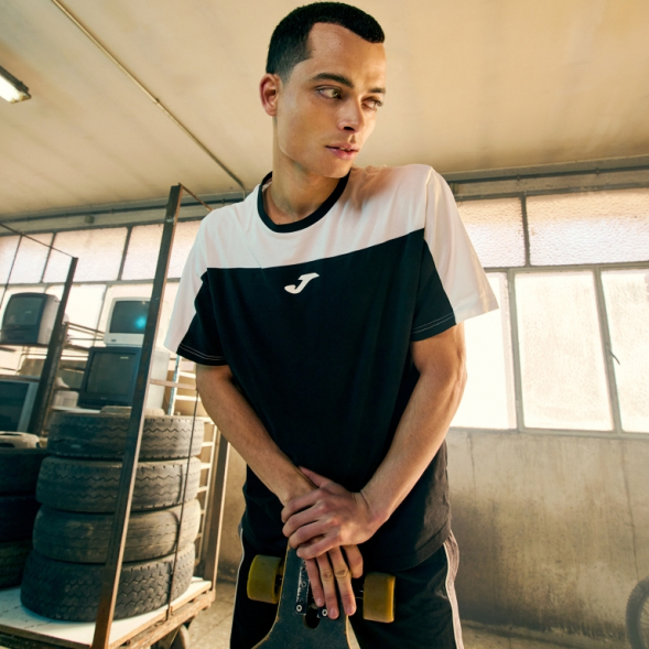 CAMISETA MANGA CORTA U-TRIBE NEGRO