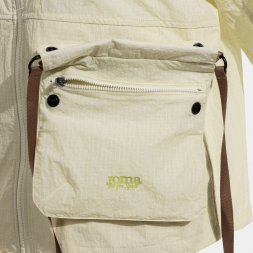 CHAQUETA CON CAPUCHA MIMETIC BEIGE