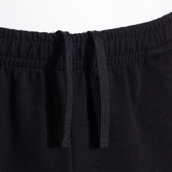 BERMUDA UNIVERSO NEGRO