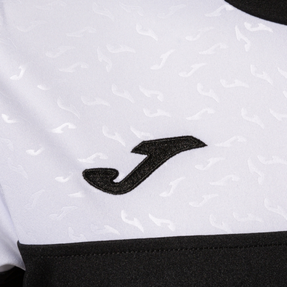 CAMISETA MANGA CORTA CREW V NEGRO ROSA